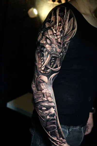 Tatuering av Valhalla Ink Göteborg
