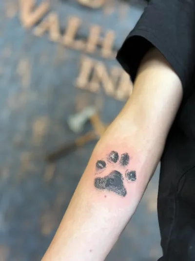 Tatuering av Valhalla Ink Göteborg